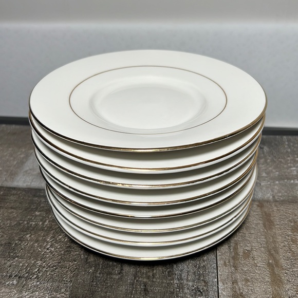 Gibson Other - Vintage Saucers Heritage Platinum by GIBSON DESIGNS Set of 8 Saucers